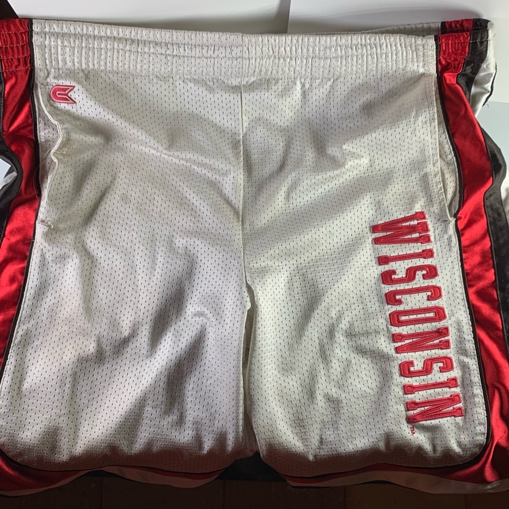 Colosseum The Original Wisconsin Basketball Mesh Gym Shorts Men's M Red/White